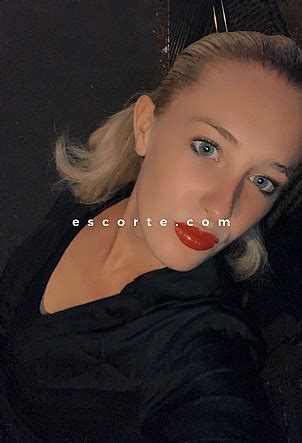 sexe orléans|Escort Orléans, annonces & annuaire des escort girls a Orléans